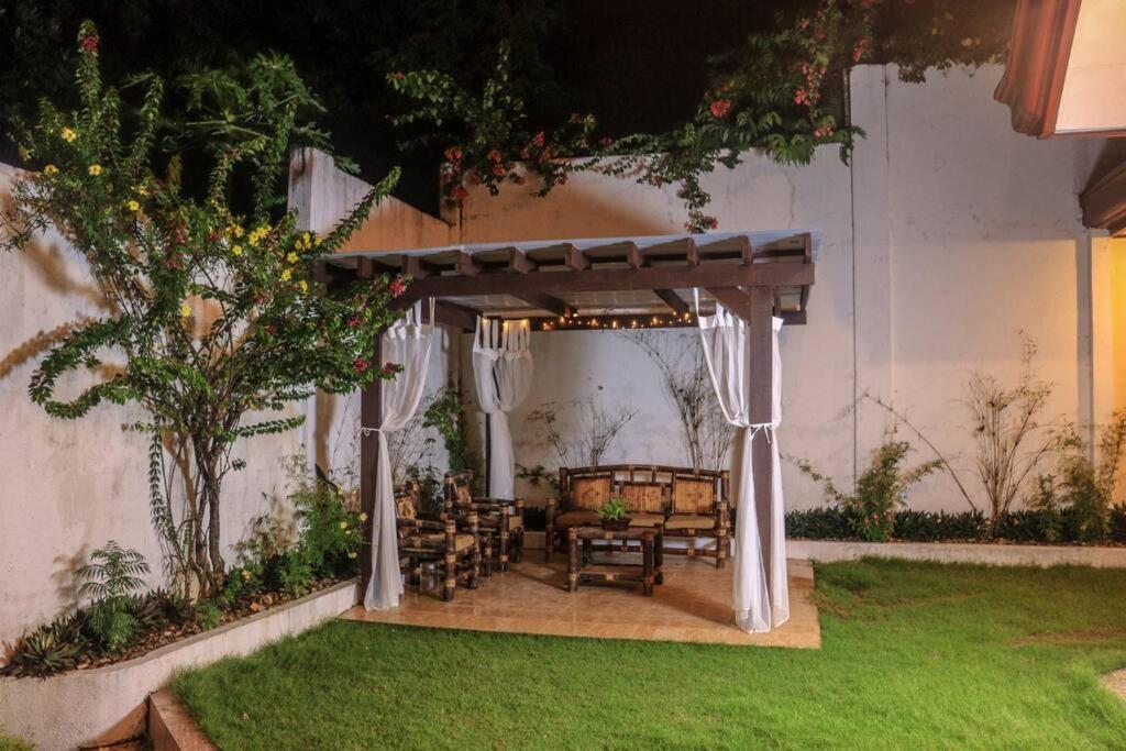 Twin House Villa Coron Esterno foto